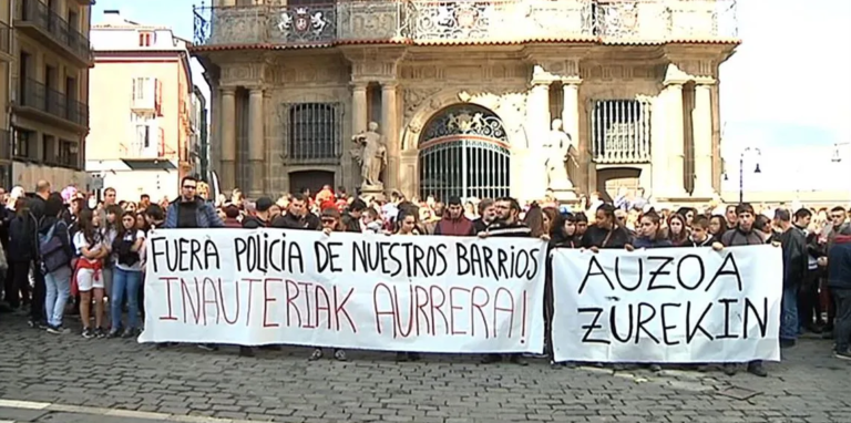 La Policía española admite que arroyó a una menor en el carnaval de Pamplona