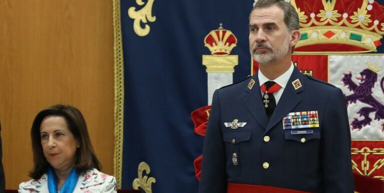 Felipe VI, los ex y esos silencios que envenenan