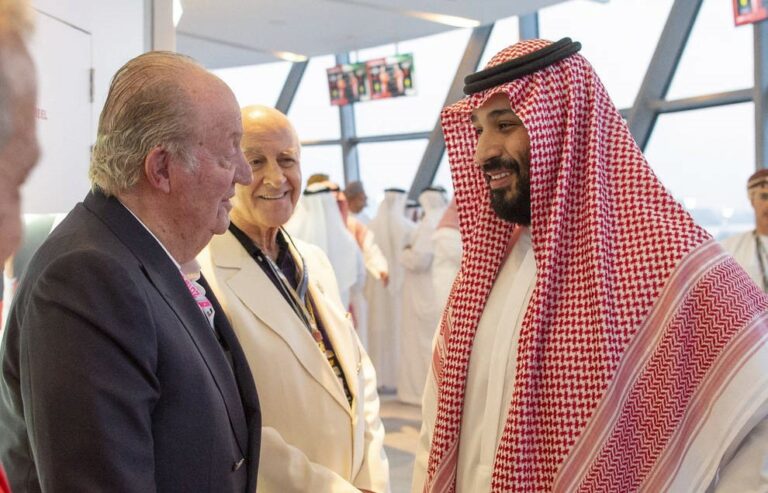 El Gobierno desplaza a un cargo de España Global a Emiratos ante el posible regreso de Juan Carlos I