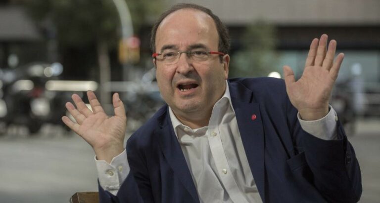 El socialista Iceta no cooperará con quien pida «la independencia y un referéndum» después del 14-F