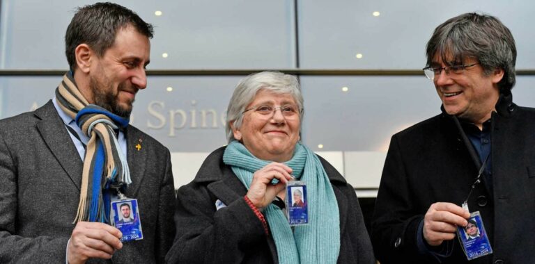 Un ultra-informe de la Eurocámara sugerirá quitar la inmunidad a Puigdemont, Comín y Ponsatí