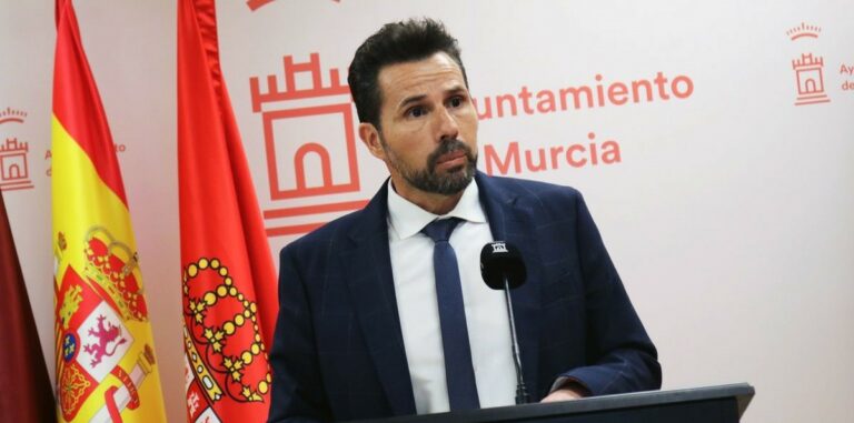 El vicealcalde de Murcia denuncia por corrupción a su propio equipo de Gobierno ante la Policía