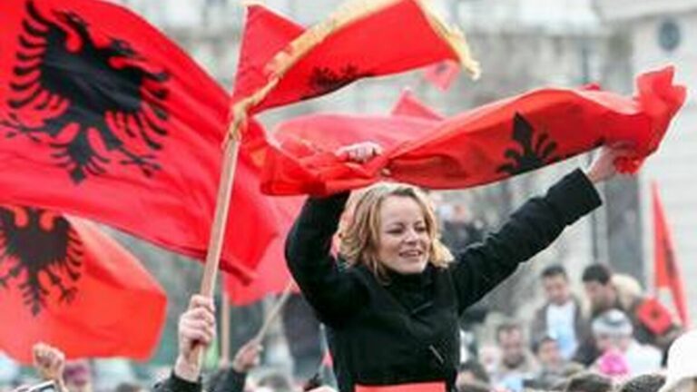 La Eurocámara vuelve a requerir a España que reconozca la independencia de Kosovo