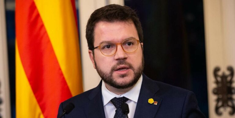 ERC y la CUP ultiman un preacuerdo para que Aragonès presida la Generalitat