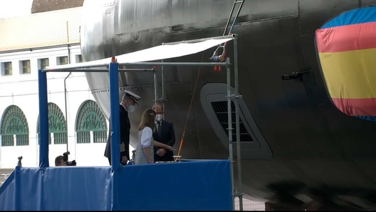 [Vídeo] Celebrada la ‘ceremonia de bautizo’ del Submarino S-81 de los 1.000 millones