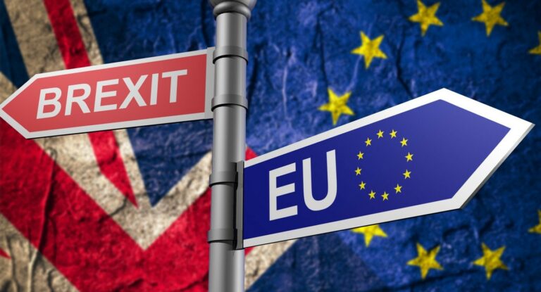 Etapa final del Brexit: El Parlamento Europeo aprueba un acuerdo comercial con Reino Unido