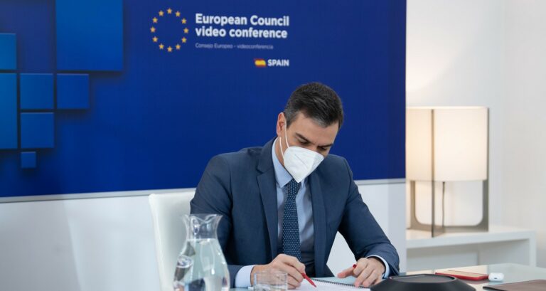 Alarma en Bruselas con la asignación de los fondos por el Covid a España
