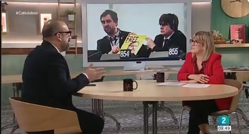 [Vídeo] Jordi Cañas de Cs no se atreve a mirar a los ojos a Puigdemont