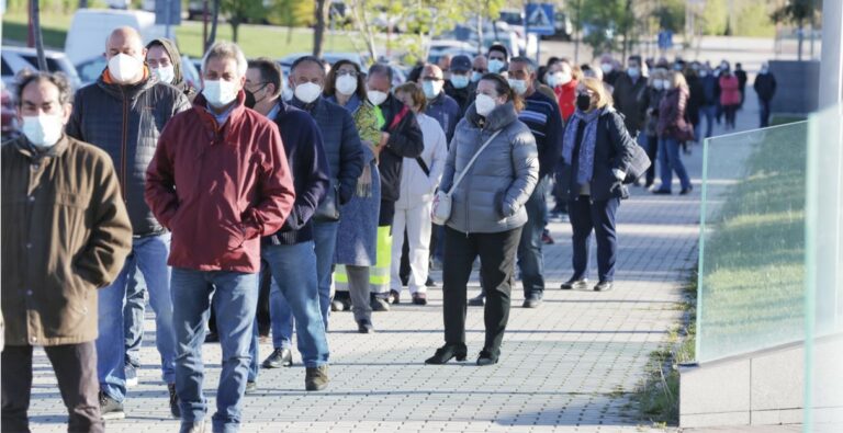 Sin vuelta de hoja para Sanidad: Habrá tercera dosis de refuerzo en la vacuna del Covid