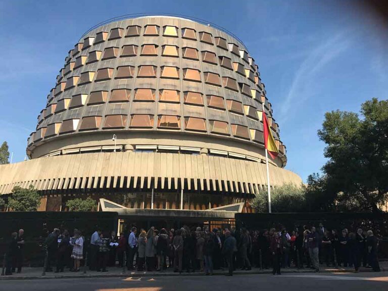 ¿Qué significa la última sentencia del Constitucional sobre las medidas del gobierno ante la pandemia de covid?