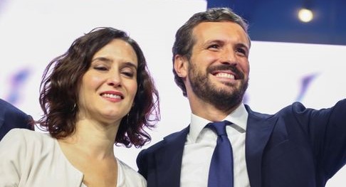 Guerra por el poder en el PP: Consejeros que traicionan a Ayuso para alinearse con Casado