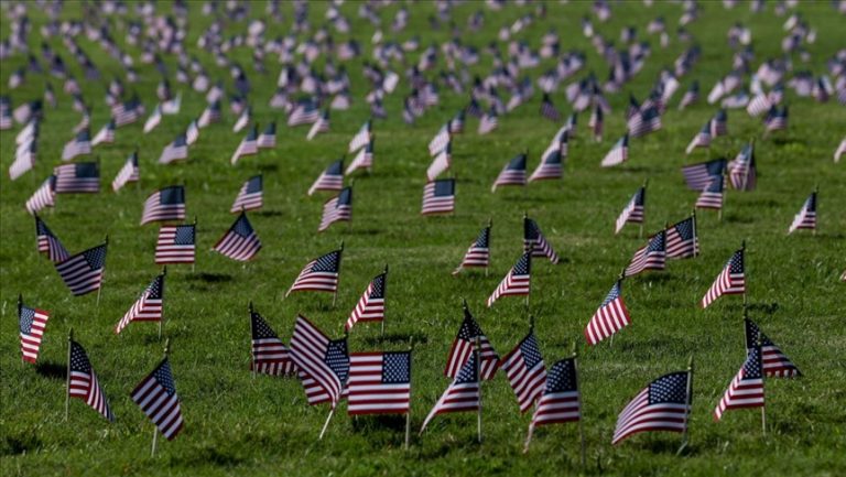 Los centros de control de los EEUU alertan que las muertes diarias han subido un 131% el último mes