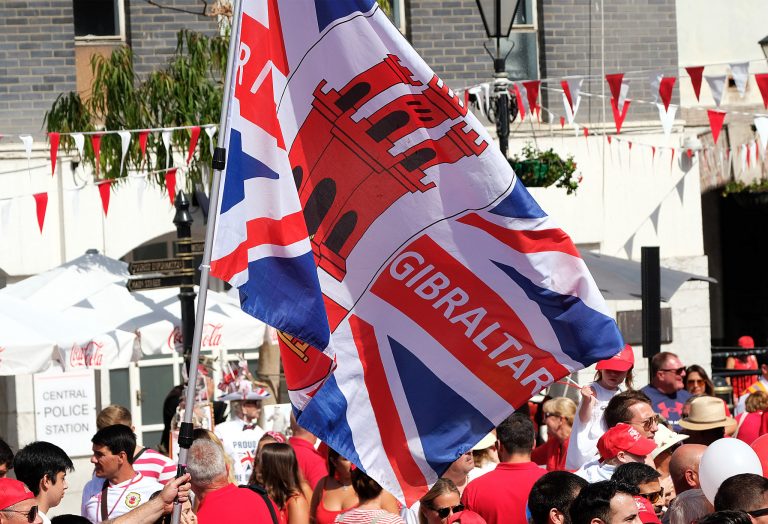 El Reino Unido se ríe de España y amenaza con una salida no negociada para Gibraltar