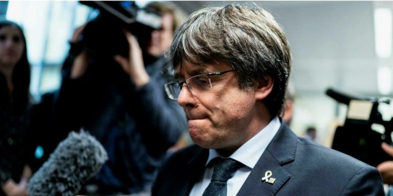 Un rotundo Puigdemont: «No fuimos al exilio para pedir el indulto»