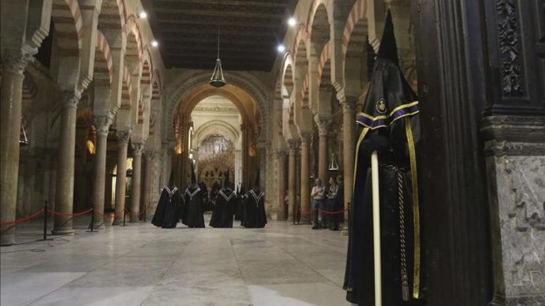 La Iglesia admite que no son suyas sólo 965 fincas de las 35.000 que se apropió