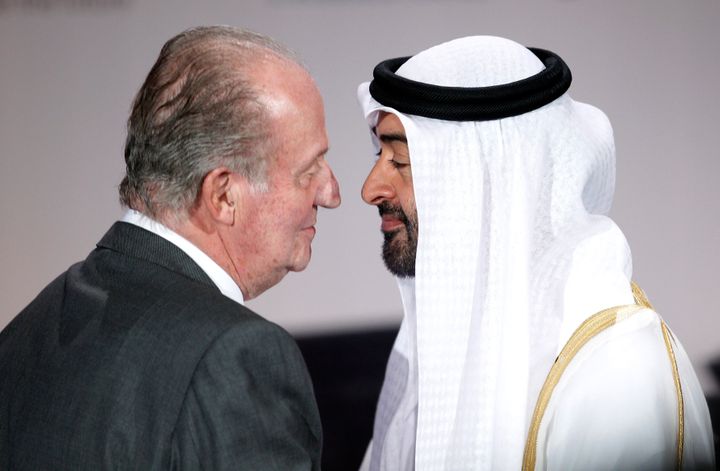 El CNI compró el silencio de un mercader de armas huido de España para ocultar a Juan Carlos I
