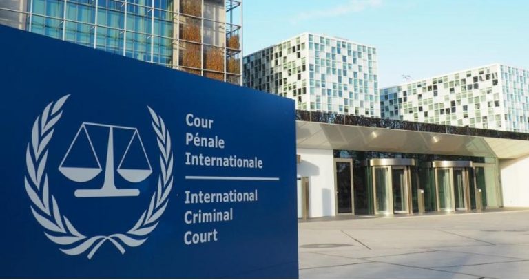El fiscal de la CPI solicita abrir una investigación por crímenes de guerra en Ucrania