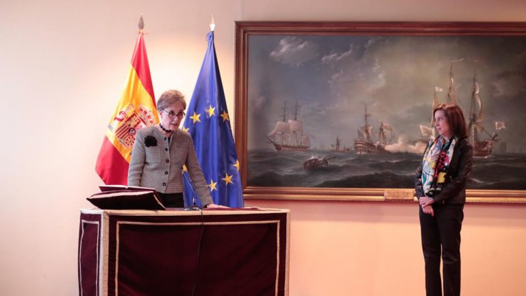Cabeza de turco para liquidar el ‘Catalangate’: El Gobierno destituye a Paz Esteban de jefe del CNI