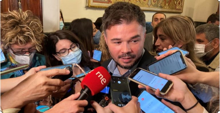 La Fiscalía del Supremo acepta la demanda del grupo ultra Manos Limpias e investiga a Rufián