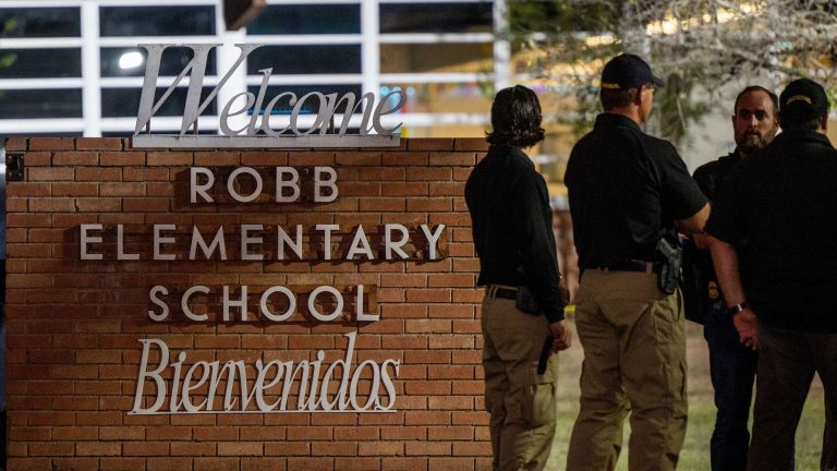 [Vídeo] 19 niños de 7 a 10 años y dos adultos mueren en el tiroteo de una escuela en Texas