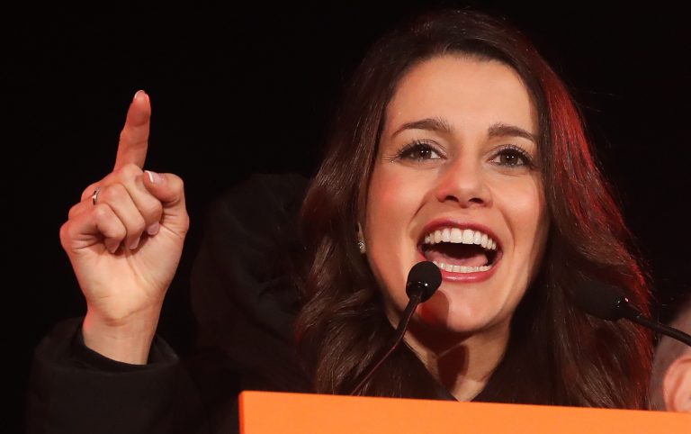 Los partidos españolistas desprenden odio en las redes: “Un minuto más cerca de volver a prisión”