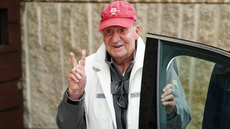 Hacienda investiga ahora a Juan Carlos I por recibir cacerías como regalo después de abdicar