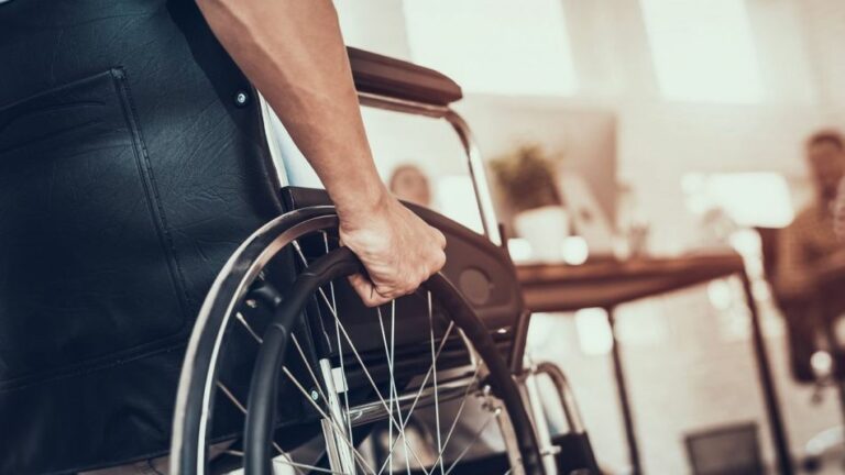 Gran acuerdo de Moncloa y Bildu: Subir un 15% las pensiones de viudedad, orfandad e invalidez