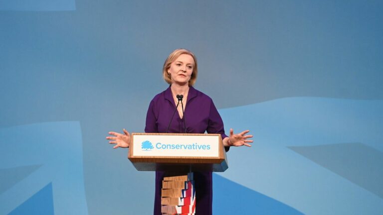 Liz Truss renuncia como primera ministra