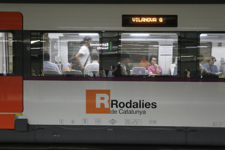 El Gobierno mantendrá en 2023 la gratuidad en los abonos de Renfe de Cercanías, Rodalies y Media Distancia
