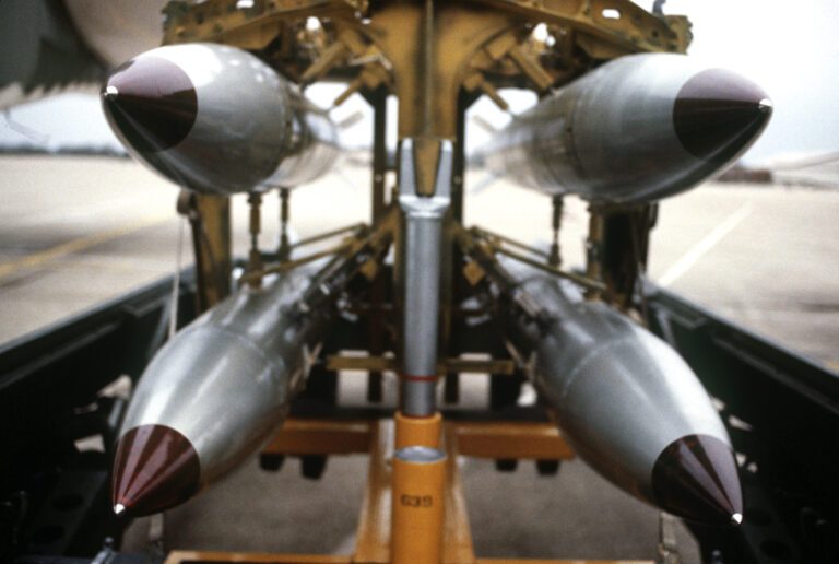 Estados Unidos acelera la entrega de armas nucleares «mejoradas» para Europa