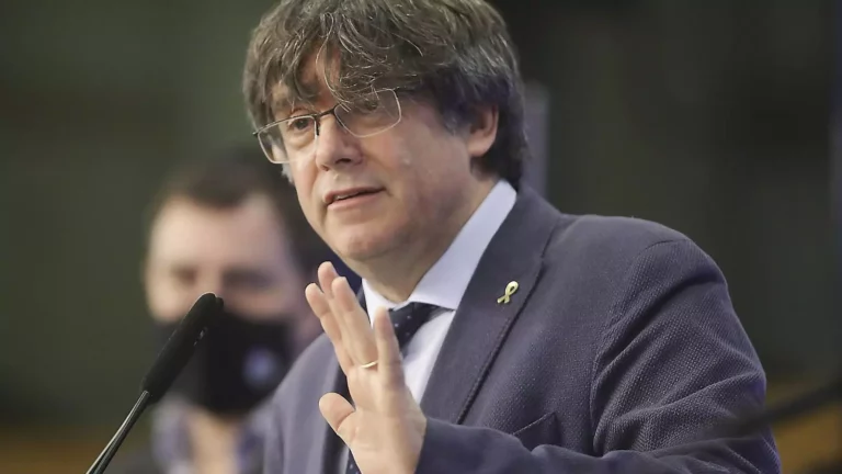 Puigdemont ridiculiza al Gobierno español por vender que la derogación de la sedición le hará volver del exilio