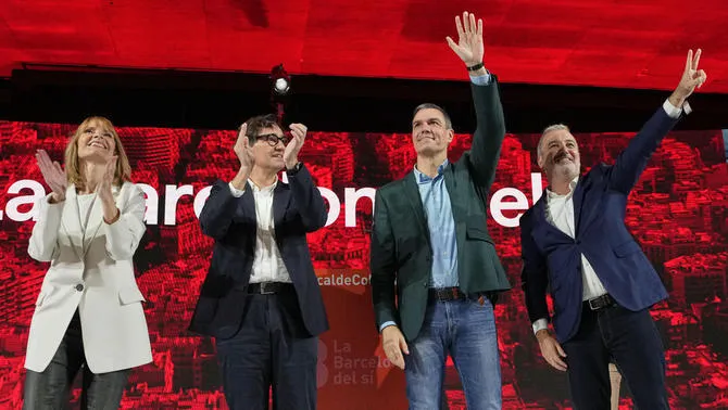 Pedro Sánchez defiende en Barcelona la desjudicialización de la política y dice que va a «rescatar Catalunya».