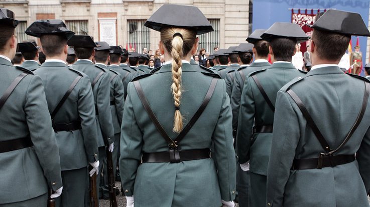 Guardias civiles amenazan con una ofensiva judicial si se promociona el ingreso de mujeres sobre candidatos con mejor nota