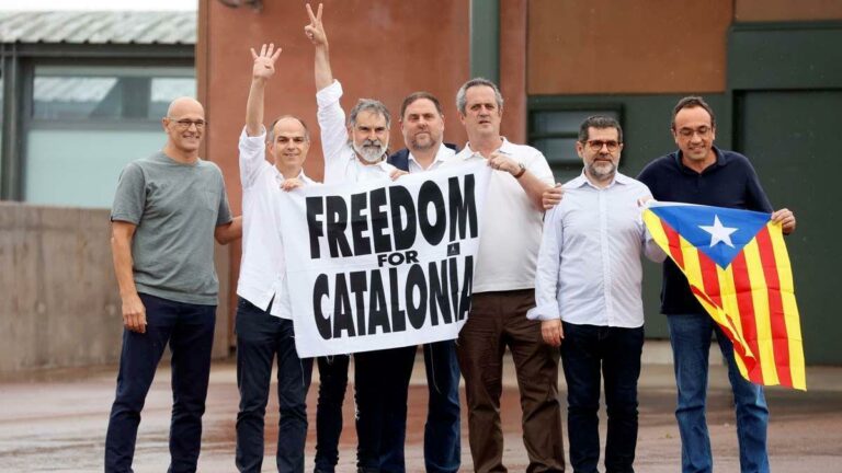 Justicia Marca España: La Fiscalía estudia pedir ahora desórdenes públicos agravados para los condenados del 1-O