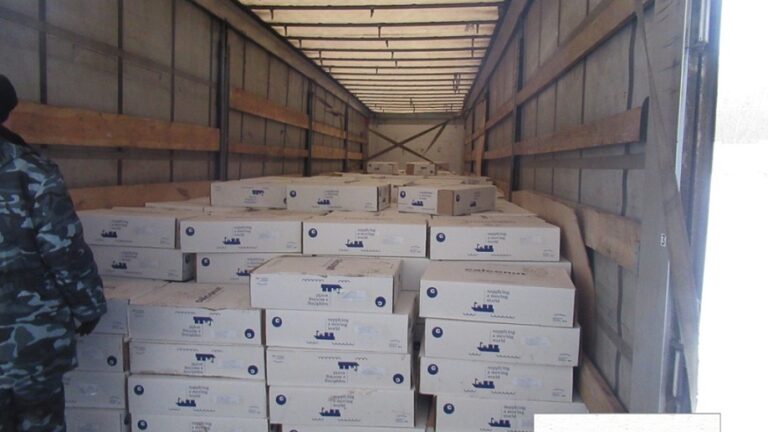 Directo: Rusia confisca 42 toneladas de almendras provenientes de España