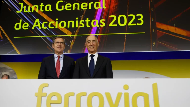 La patriótica Ferrovial deja plantada a España: Traslada su sede a los Países Bajos