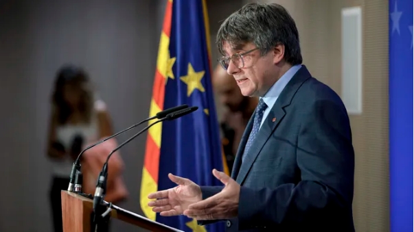 Puigdemont reclama la amnistía como «condición previa» para negociar la investidura de Sánchez